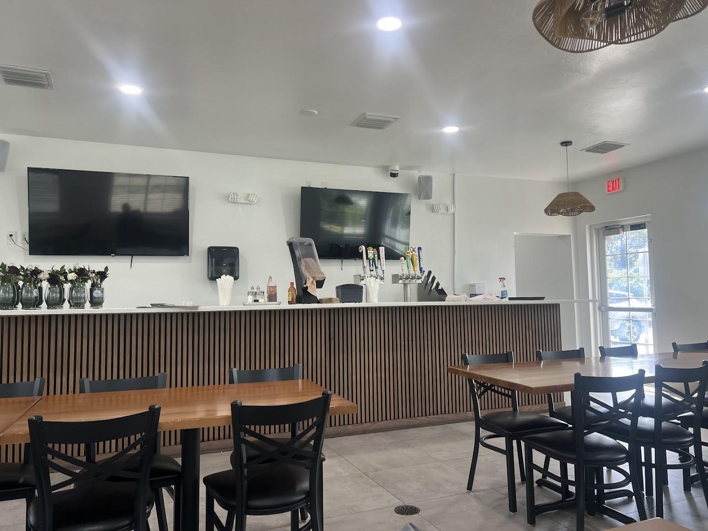 Lavita Bistro